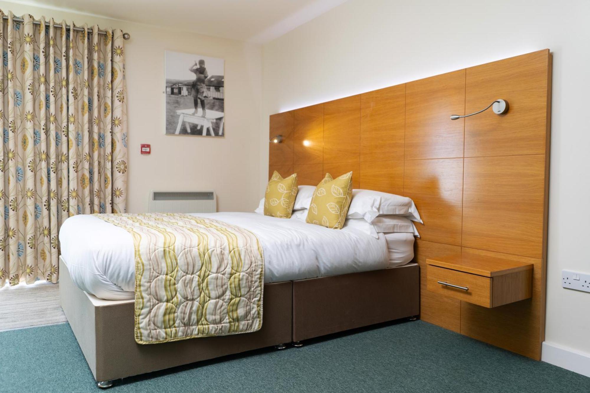 Croyde Bay Hotel Or Self Catering Exteriör bild