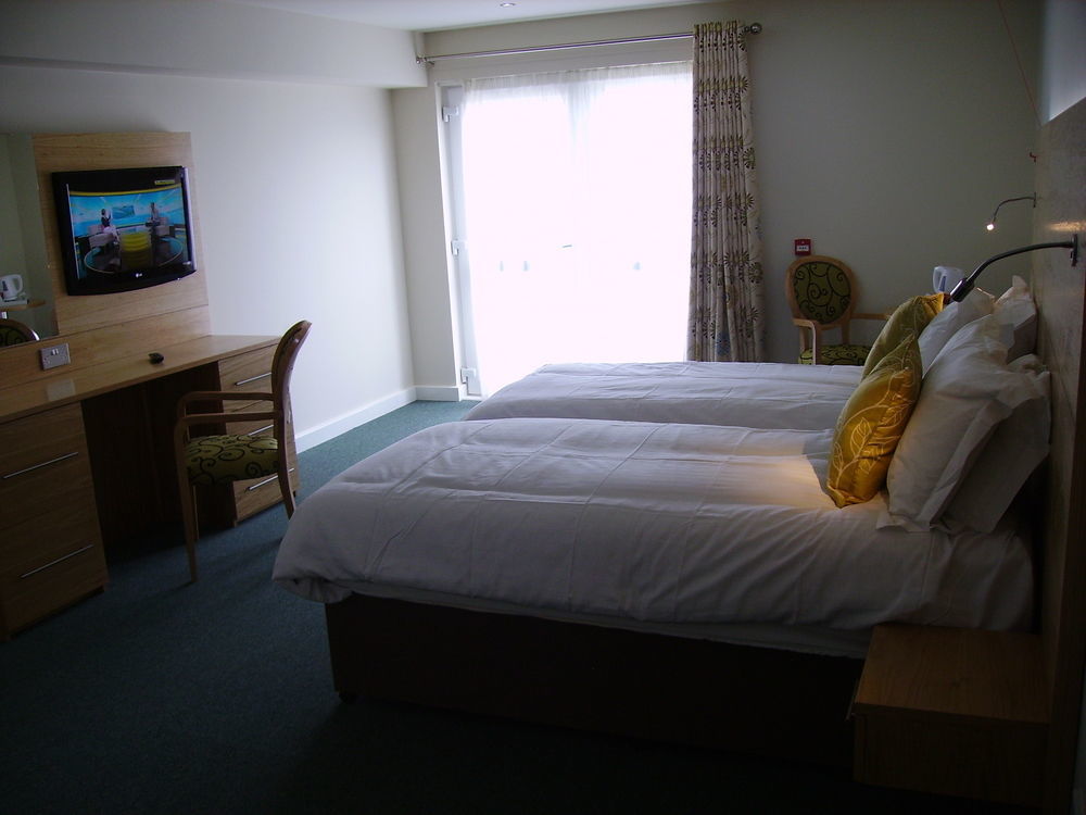 Croyde Bay Hotel Or Self Catering Exteriör bild